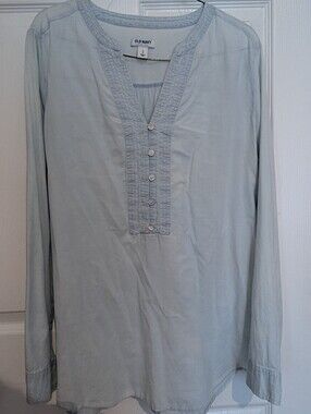 Old Navy Pale Blue Pintuck Henley Top